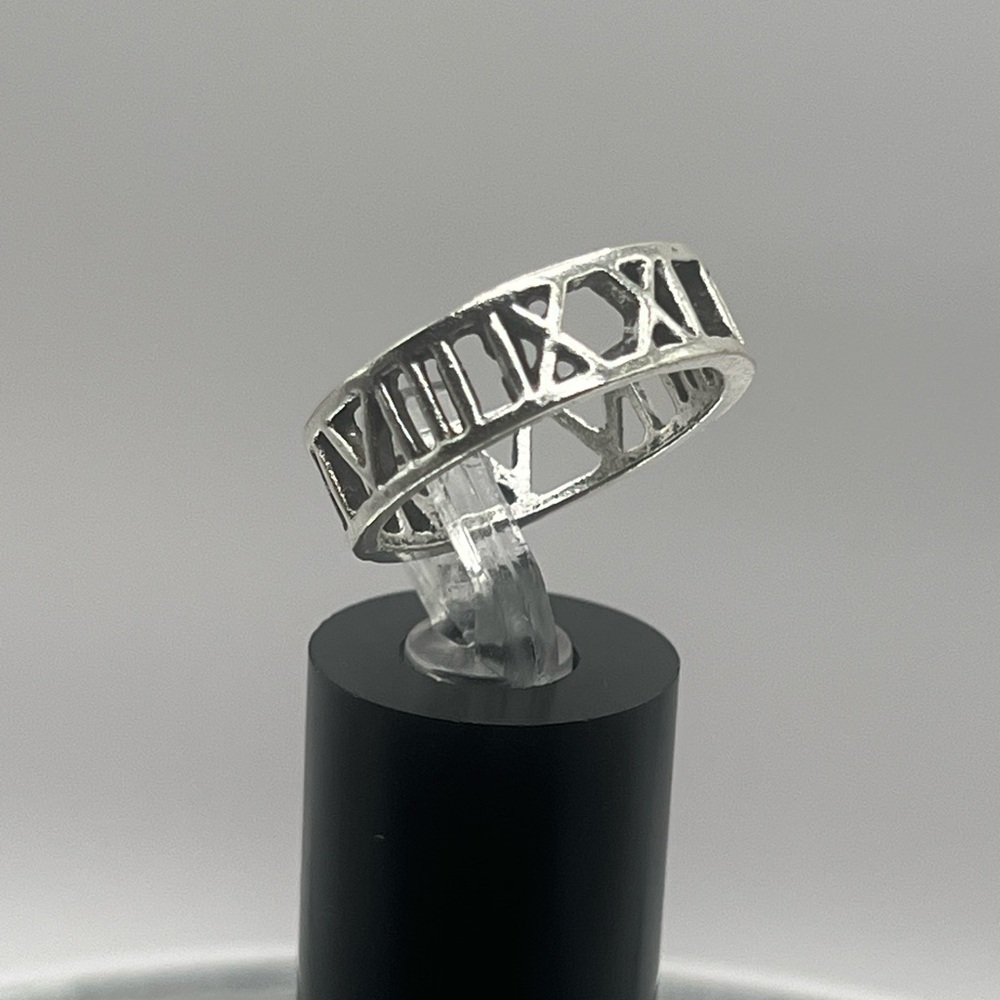 Brand New Silver Roman Numeral Ring